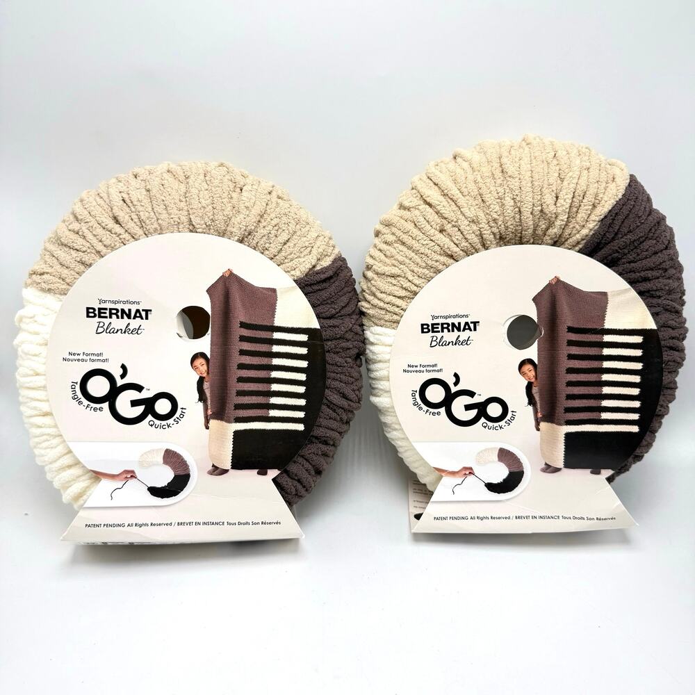 Lot 2 Bernat O’Go Blanket Yarn Biscotti Brown Tan Cream Super Bulky 300g 220yds